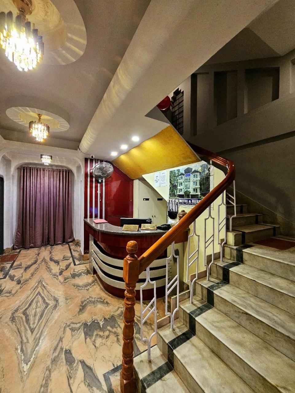 Hotel Vishal Siliguri Eksteriør bilde