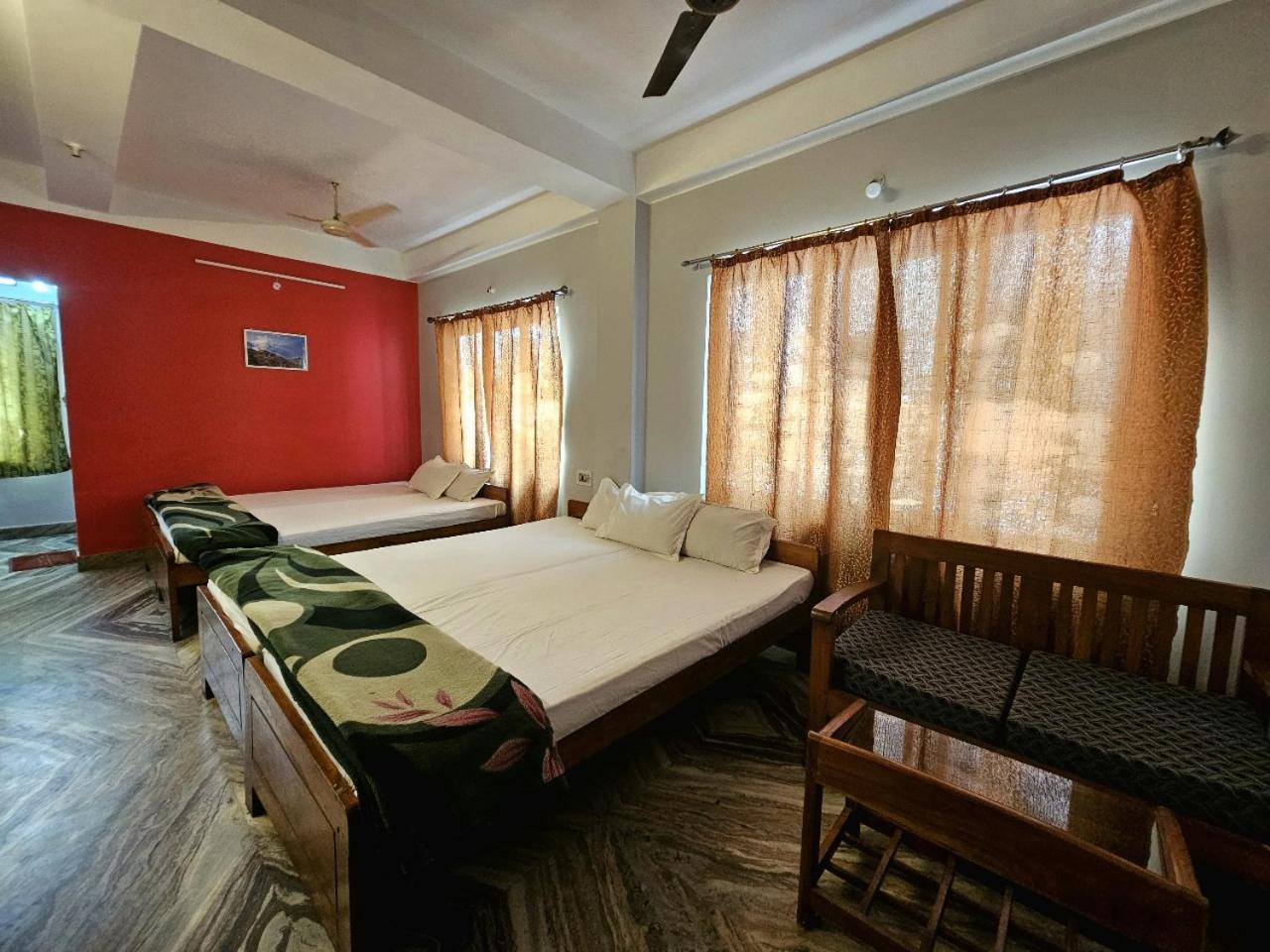 Hotel Vishal Siliguri Eksteriør bilde