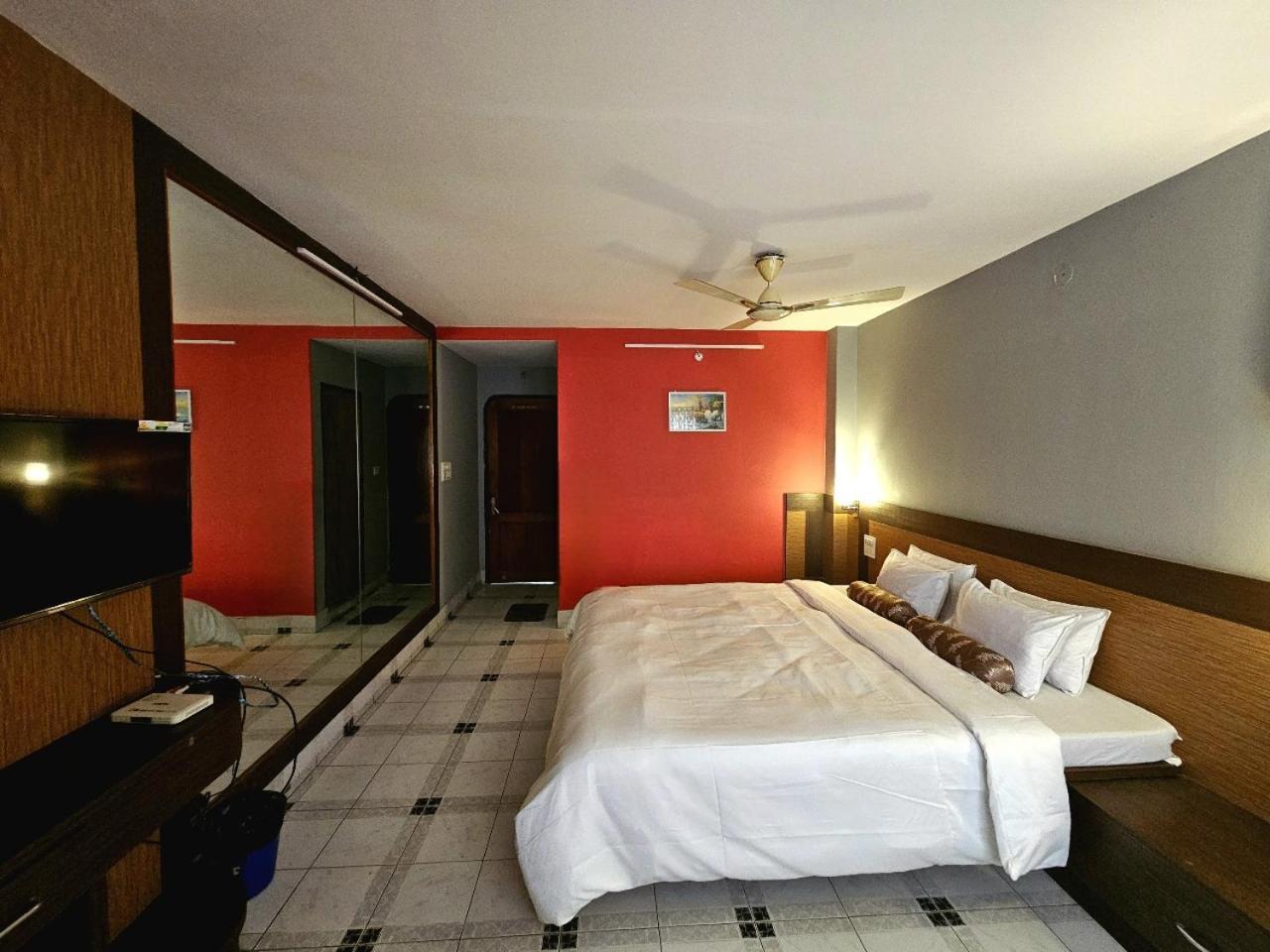 Hotel Vishal Siliguri Eksteriør bilde