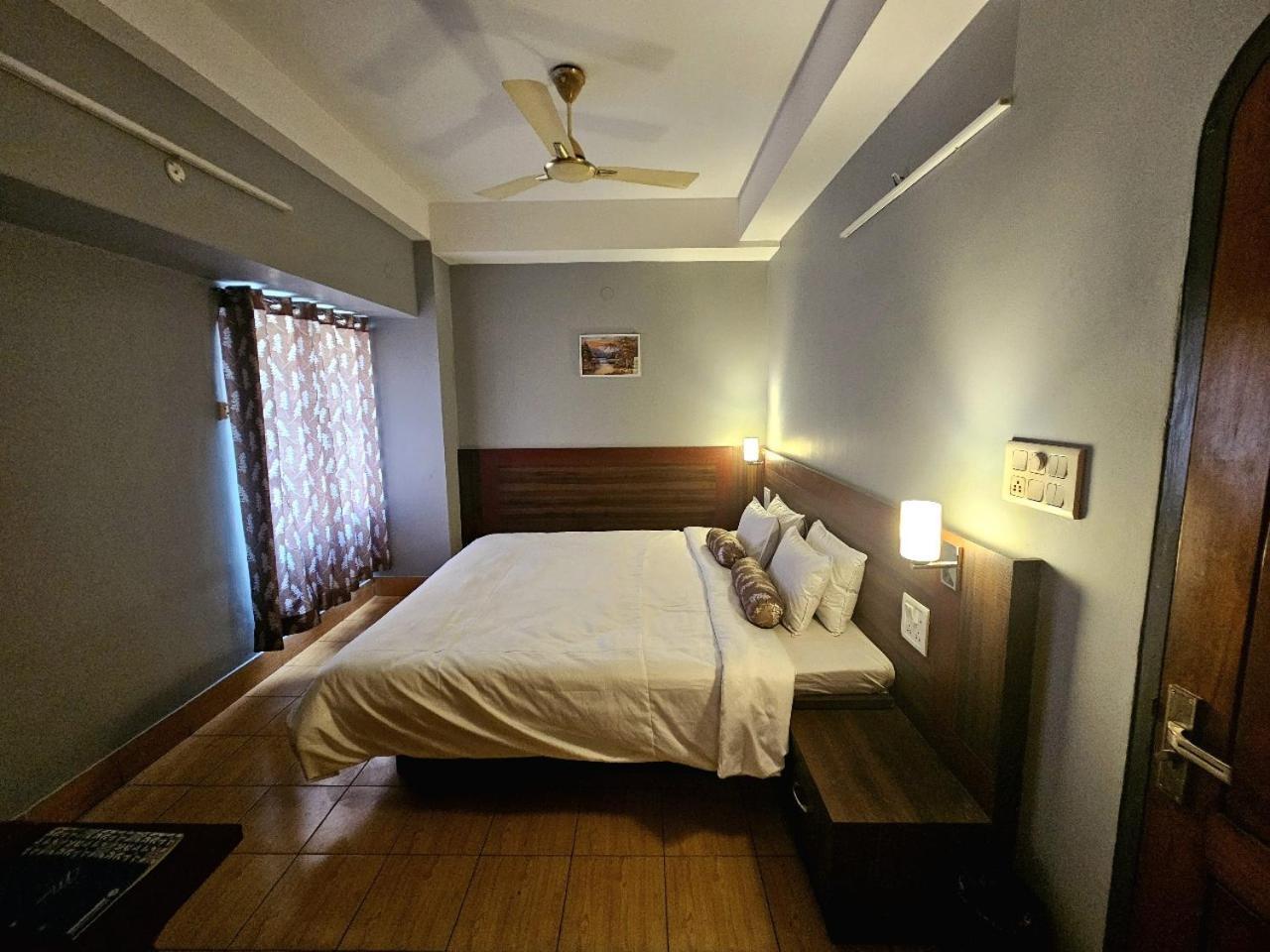 Hotel Vishal Siliguri Eksteriør bilde
